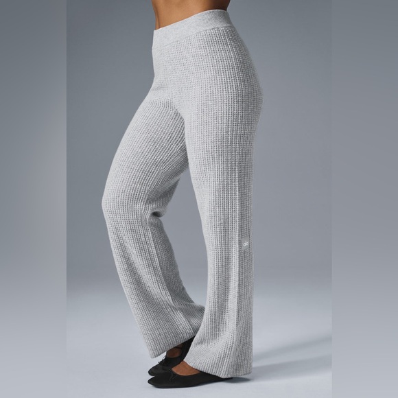 ALO Cashmere High-Waist Plush Waffle Pant - Picture 1 of 6